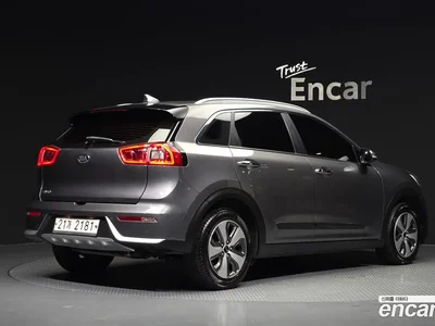 2018 Kia Niro Noblesse, фото 2, лот 10220164