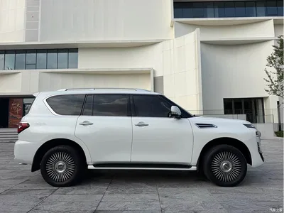 2018 Nissan Patrol 4.0L Leadership, фото 4, лот 10341500