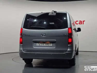 2015 Hyundai Starex 12-Seater Wagon, фото 4, лот 10678557