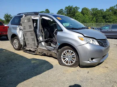 2016 TOYOTA SIENNA XLE 8-PASSENGER, фото 4, лот 10576922