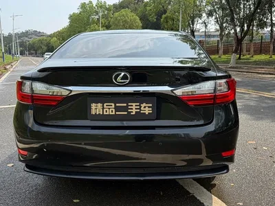 2017 Lexus ES 200 30th Anniversary Edition, фото 4, лот 10317901