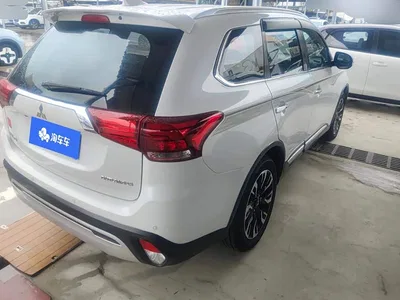 2019 Mitsubishi Outlander 2.4L 4WD Deluxe Edition 5-seater China V, фото 3, лот 10339942