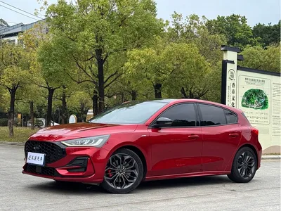 2022 Ford Focus Hatchback EcoBoost 180 Automatic ST Line, фото 1, лот 10294337