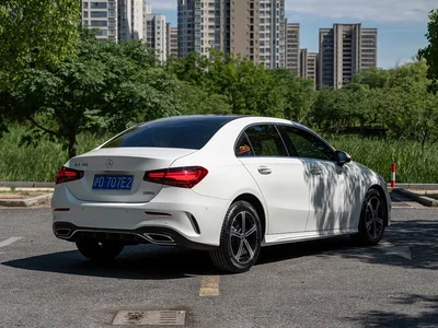 2025 Mercedes-Benz A-Class A 200 L Fashion Edition, фото 2, лот 10283307