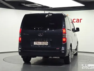 2018 Hyundai Starex 4WD 11-Seater Wagon, фото 4, лот 11099318