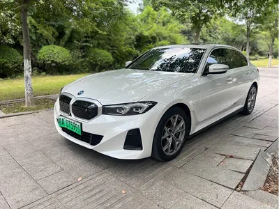 2024 BMW i3 eDrive 35 L, фото 1, лот 10473112