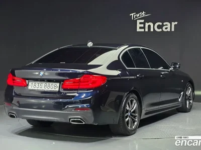 2020 BMW 5-Series 520i M Sport, фото 1, лот 10071972