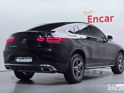2022 Mercedes-Benz GLC-Class GLC300e 4MATIC Coupe, фото 2, лот 11260359