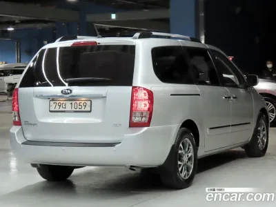 2013 Kia Canival Grand Carnival GLX, фото 2, лот 10933111
