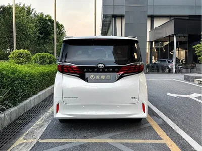 2025 Toyota Alphard Hybrid 2.5L Ultimate Gold Edition, фото 4, лот 10287545
