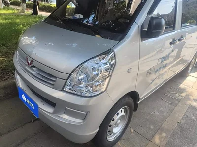 2023 Wuling Motors Wuling Rongguang S 1.5L Base 5/7 Seater, фото 1, лот 11167484