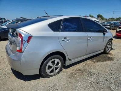 2013 TOYOTA PRIUS TWO, фото 3, лот 10547446