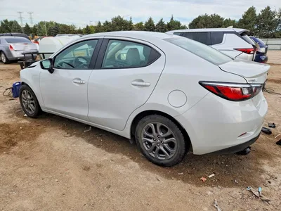 2020 TOYOTA YARIS LE, фото 2, лот 10504261