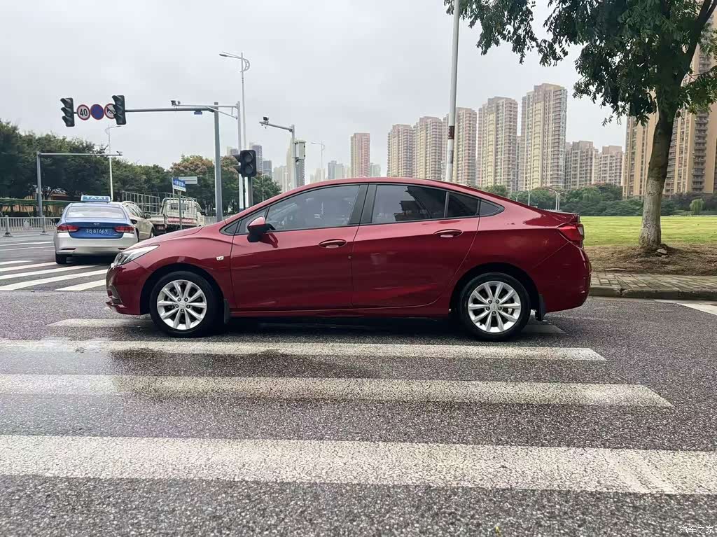 2018 Chevrolet Cruze 320 Automatic Pioneer Sunroof Edition, фото 3, лот 11202973