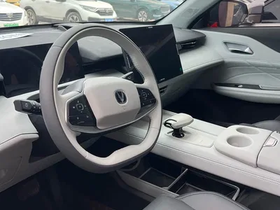 2024 Changan UNI-Z New Energy Blue Whale Smart Electric iDD 125km Excellence Model, фото 3, лот 11016648