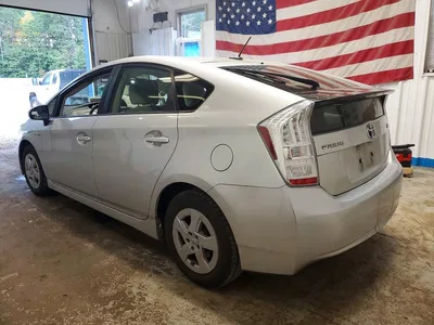 2011 TOYOTA PRIUS TWO, фото 2, лот 10514069