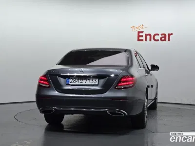 2019 Mercedes-Benz E-Class E220d Avantgarde, фото 4, лот 10169299