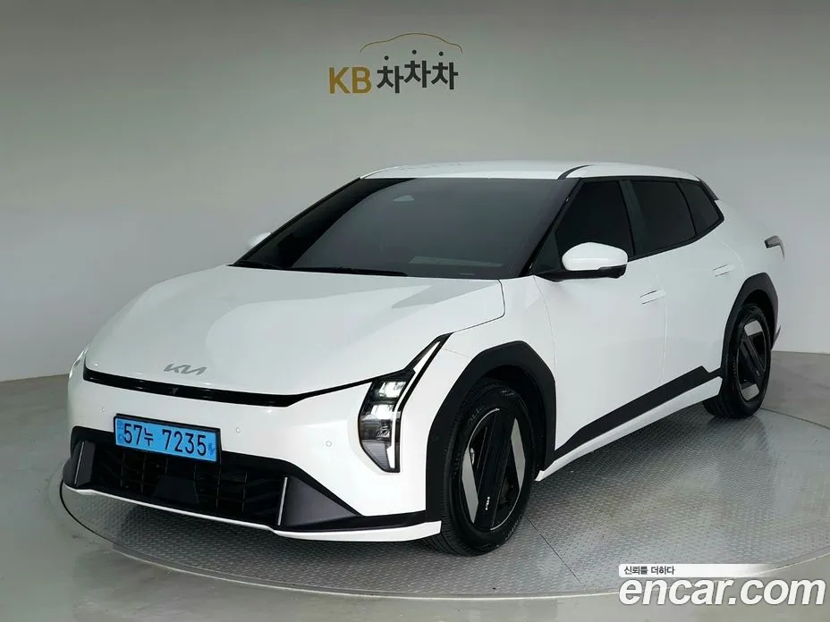 2026 Kia EV4 Long Range 2WD, фото 1, лот 10071615