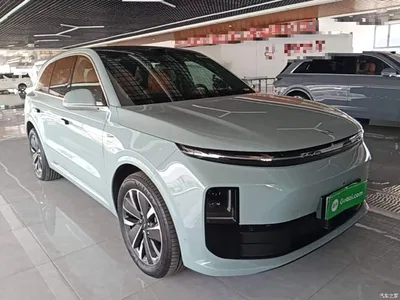 2025 Li Auto L6 Max Smart Renewal Edition, фото 4, лот 10808160