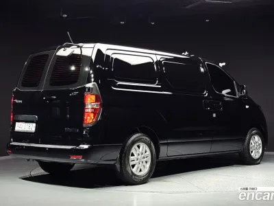 2018 Hyundai Starex Van 3-Seater, фото 2, лот 10204460