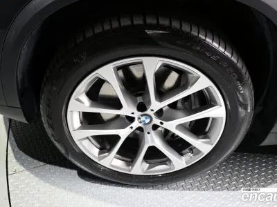 2021 BMW X5 xDrive 45e xLine, фото 4, лот 10079172