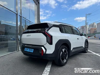 2025 Kia EV3 Long Range 2WD, фото 2, лот 11132355