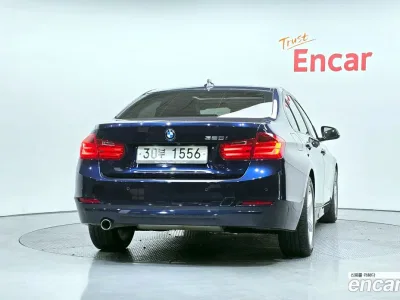 2014 BMW 3-Series 320i, фото 3, лот 10224727