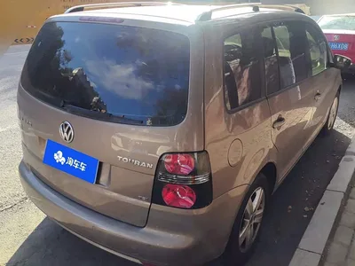 2015 Volkswagen Touran 1.4T DSG Comfort Edition 5-seater, фото 3, лот 10955216