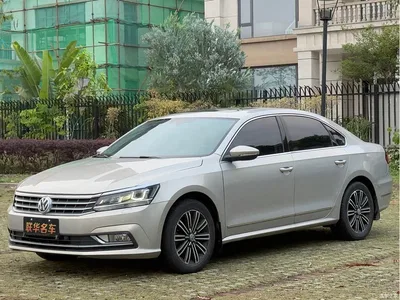 2017 Volkswagen Passat 330TSI DSG Luxury, фото 3, лот 10443223