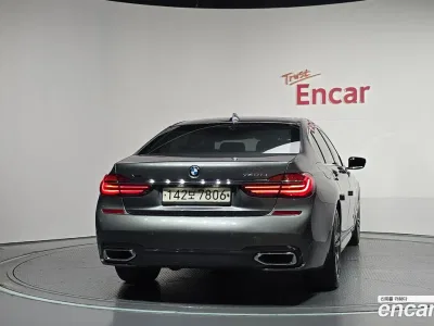 2017 BMW 7-Series 740Li xDrive M Sport Package, фото 4, лот 11534780