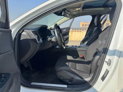 2020 Volvo S60 T3 Smart Luxury Edition, фото 4, лот 10306816