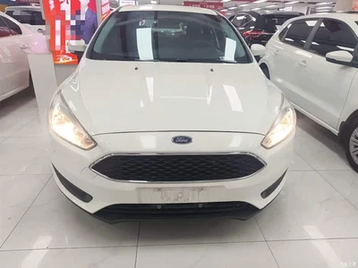 2018 Ford Focus Hatchback Classic 1.6L Automatic Comfort Smart Edition, фото 3, лот 10283686
