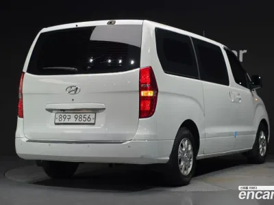 2014 Hyundai Starex 3-Seater VAN, фото 2, лот 10229216