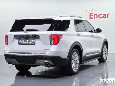 2023 Ford Explorer 2.3 LimIted 4WD, фото 2, лот 10125264