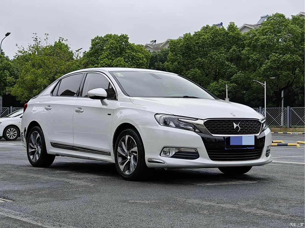 2014 DS 5LS 1.6T Luxury THP200, фото 3, лот 11171907