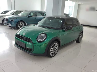2025 MINI MINI 1.5T COOPER Classic 5-Door, фото 1, лот 11133176