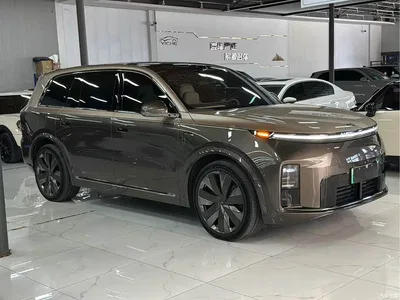 2026 Li Auto Li Xiang L9 Base Model, фото 3, лот 10830333