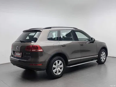 2011 Volkswagen Touareg 3.0TSI Standard, фото 2, лот 10481523