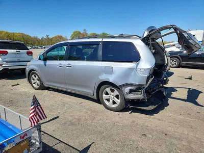 2012 TOYOTA SIENNA LE, фото 2, лот 10556764