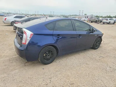 2015 TOYOTA PRIUS TWO, фото 4, лот 10535477