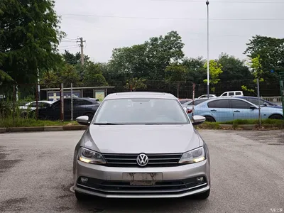2015 Volkswagen Sagitar 1.6L Manual Comfort, фото 2, лот 11211363
