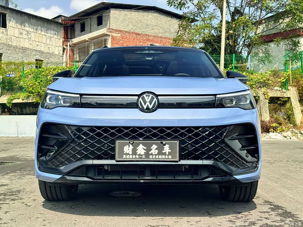 2026 Volkswagen Tiguan L PRO 380TSI 4WD R-Line Smart Premium Edition, фото 2, лот 11216482