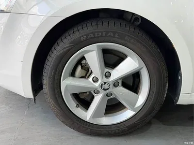 2015 Škoda Octavia 1.4TSI DSG Elegance Edition, фото 4, лот 11566370