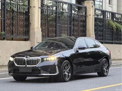 2025 BMW 5 Series 530Li Leading Luxury Package, фото 1, лот 11247313