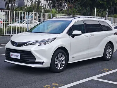 2023 Toyota Sienna 2.5L Hybrid Comfort Edition, фото 1, лот 10270041