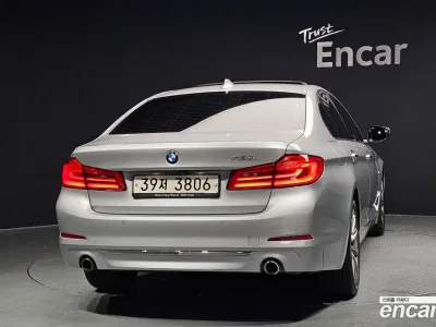2018 BMW 5-Series 520i Luxury, фото 3, лот 10063993