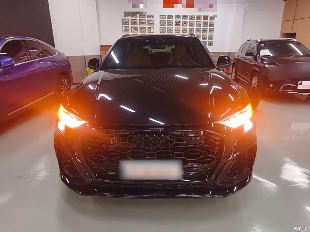 2021 Audi RS Q8 4.0T, фото 3, лот 10895069