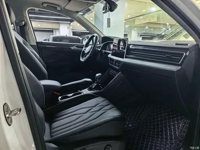 2022 Volkswagen Tiguan L 330TSI Auto 2WD R-Line Premium Edition, фото 4, лот 10426542