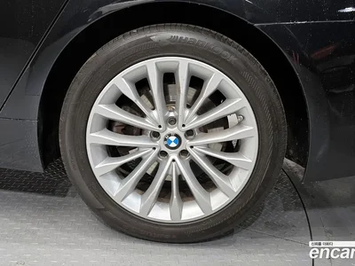 2021 BMW 5-Series 523d Luxury, фото 4, лот 10068311