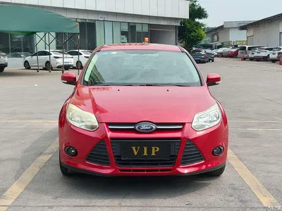 2012 Ford Focus Hatchback 1.6L Manual Comfort, фото 2, лот 10297193
